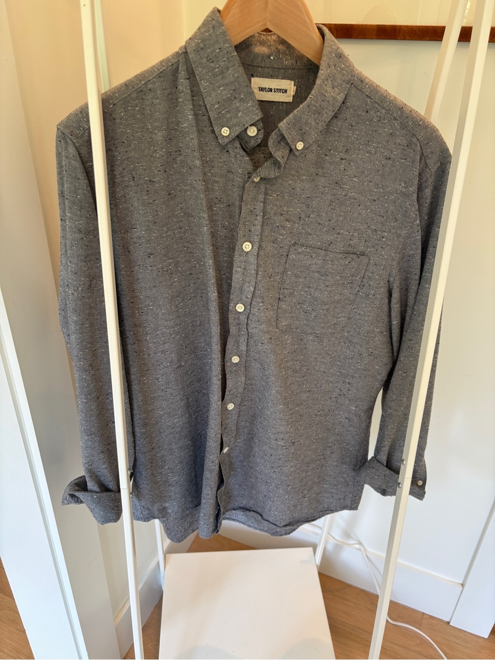 Taylor Stitch Heather Gray Button-Down Shirt with Subtle Speckle